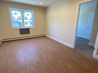 8421 102nd Ave FLOOR 3, Ozone Park, NY 11416