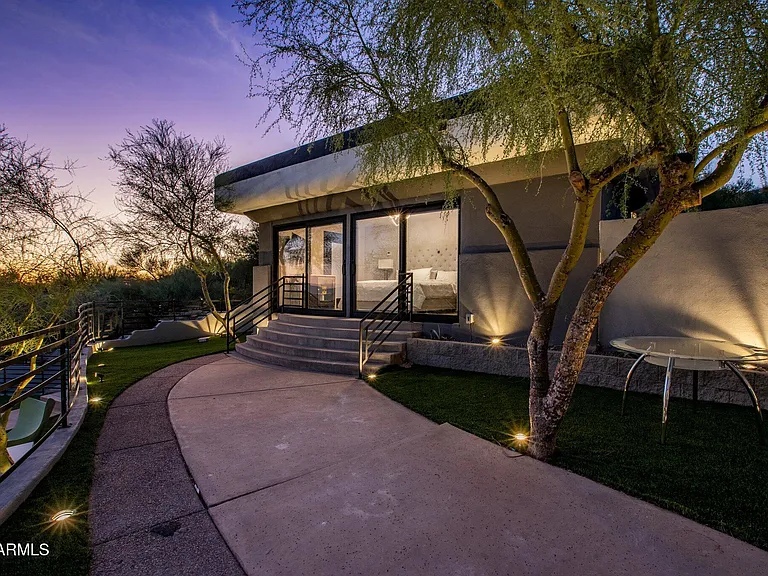 3282 E Palo Verde Dr — Photo 104