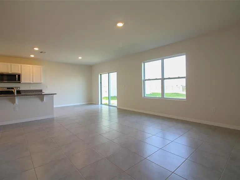 2822 Ivy Lake Ct — Photo 4