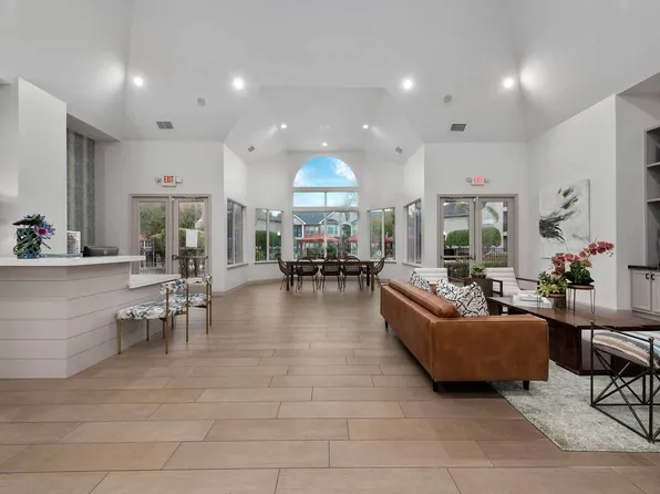 Advenir at The Med Center