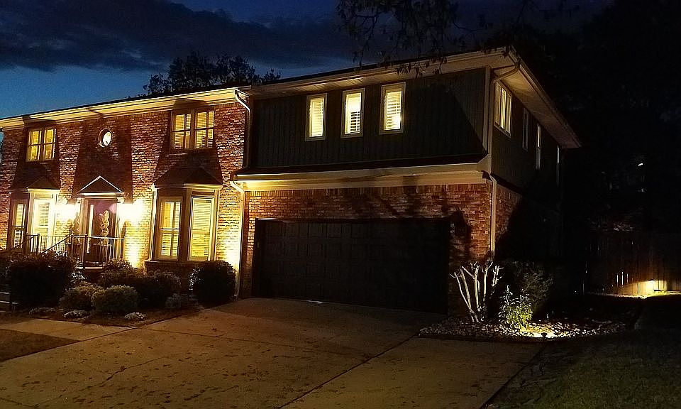 2nd image of 2906 Seminole Trl