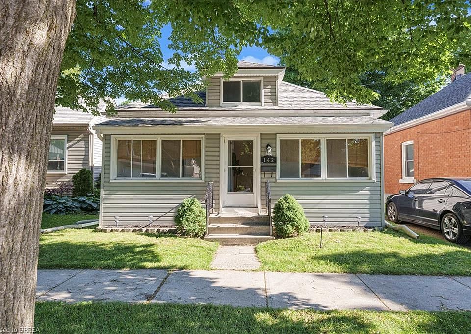 1st image of 142 Campbell St