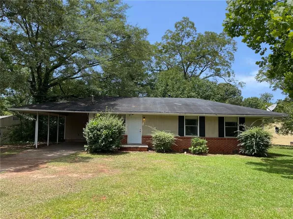 5253 Kingswood Cir, Atlanta, GA 30349