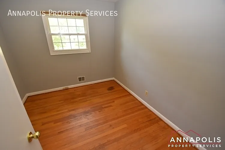 747 Warren Dr — Photo 11