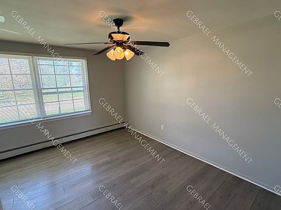 4th image of 1630 N Pontiac Trl APT 7