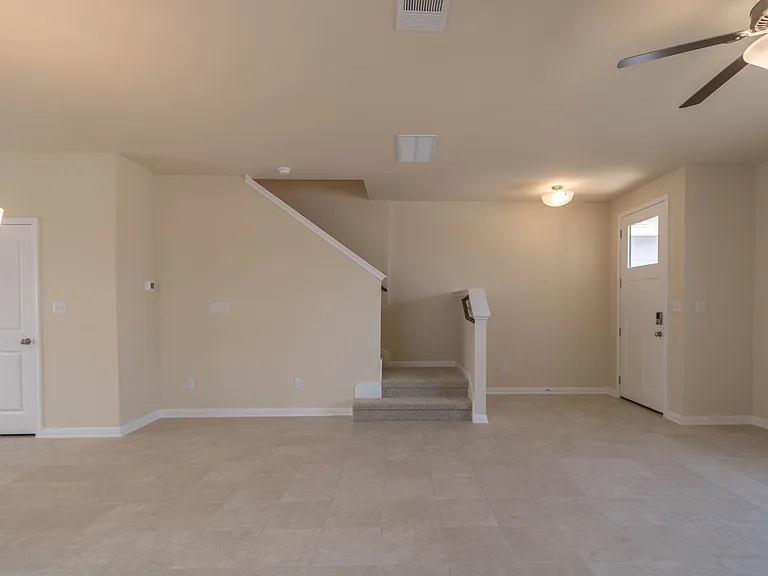 1660 Coral Sunrise — Photo 8
