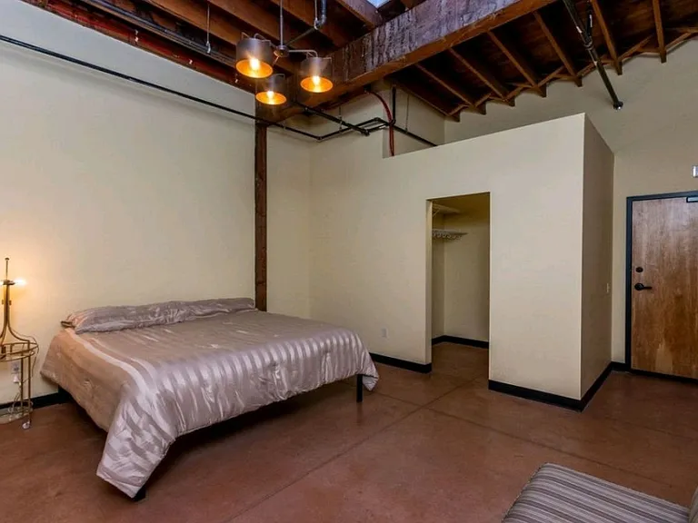 2702 Montana Ave #303 — Photo 5