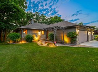 2905 Bay Settlement Rd, Green Bay, WI 54311