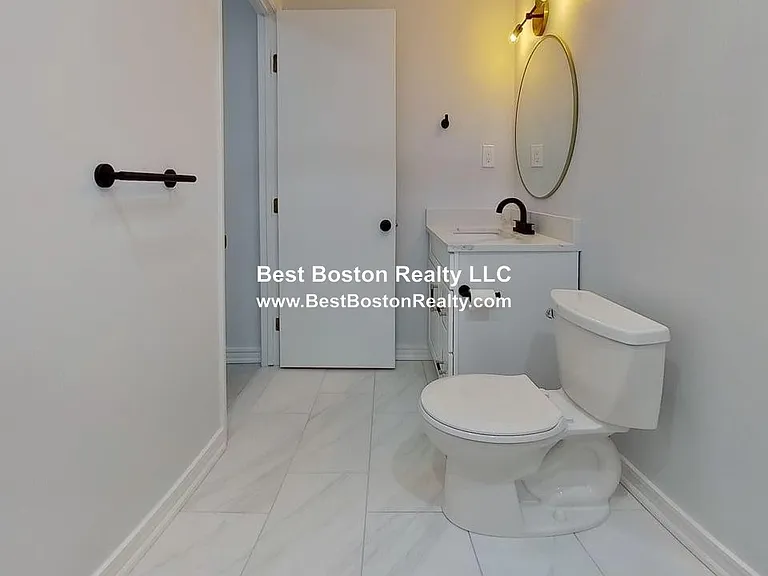 714 Winthrop Ave #203 — Photo 8
