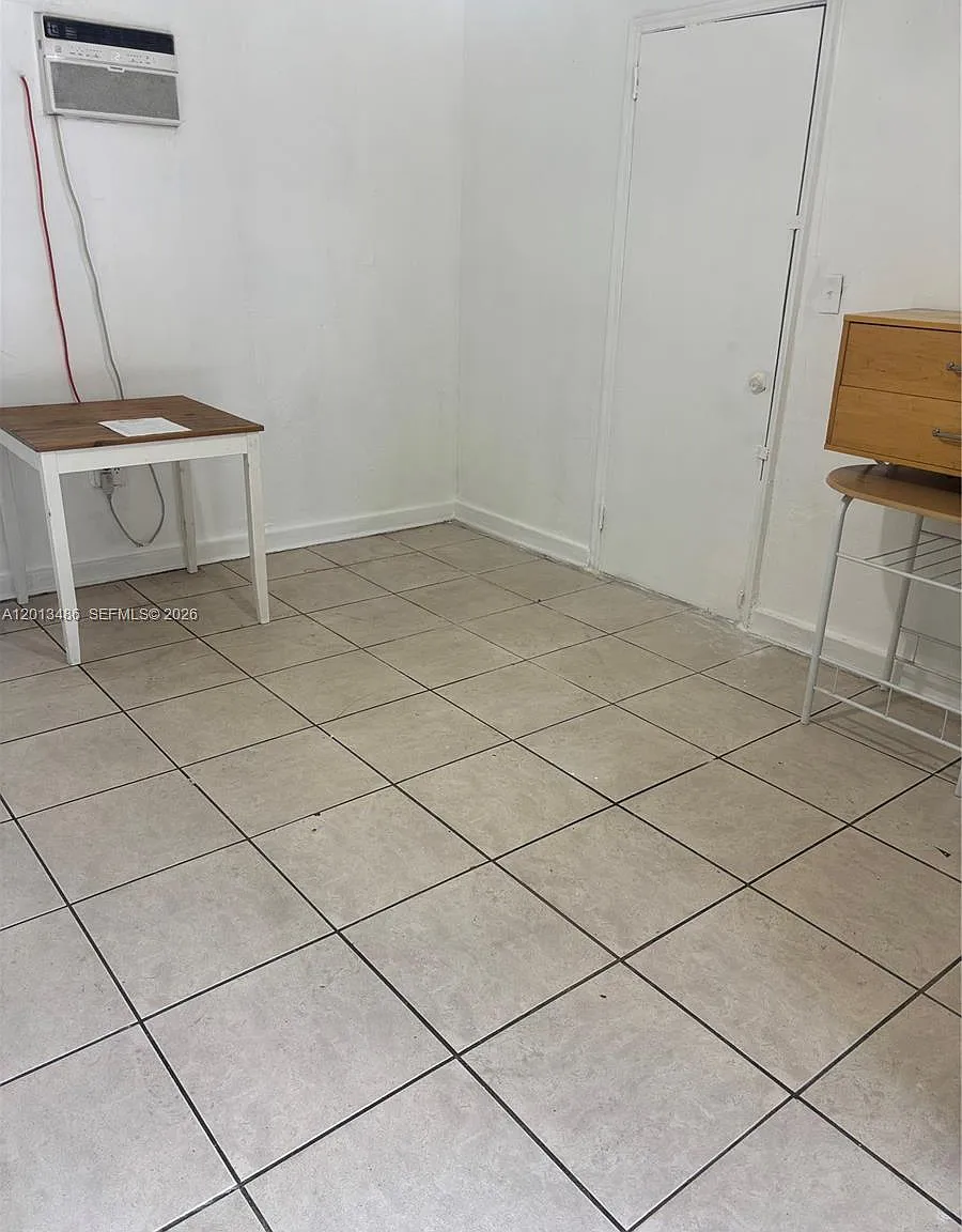 Opa Locka Pl No 3 — Photo 3