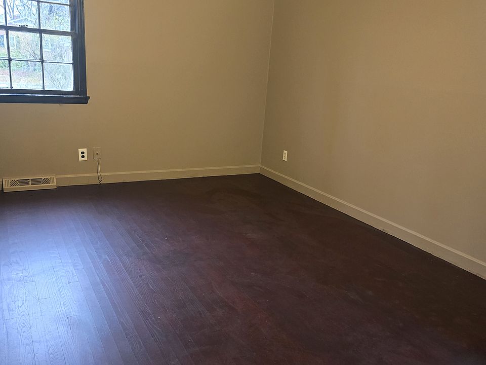 1st image of 205 Argonne Dr