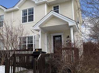 7 Lobelia St, St. John's, NL A1B4S4