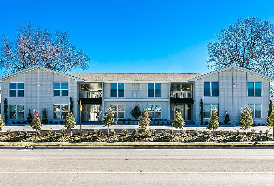 1st image of 4926 Live Oak St #207