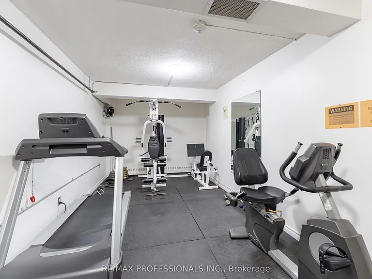 75 Glenburn Ct #111 — Photo 22