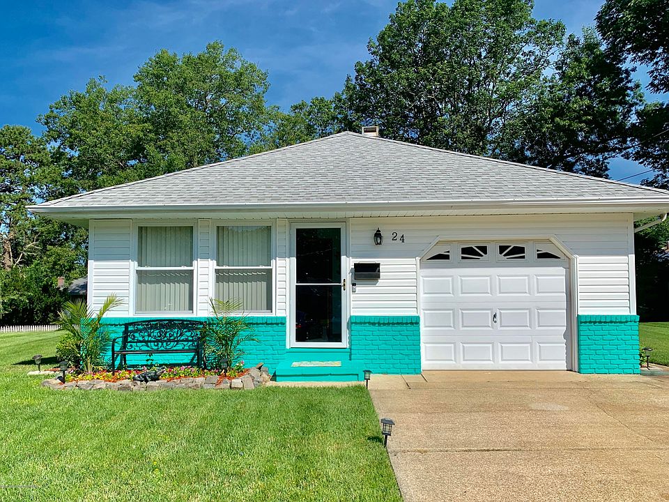 1st image of 24 Mount Logan Ln
