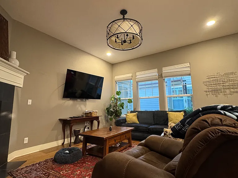 8034 E 31st Ave — Photo 37