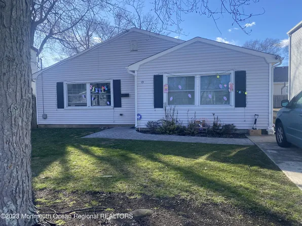 19 Atlantic Avenue, Keansburg, NJ 07734