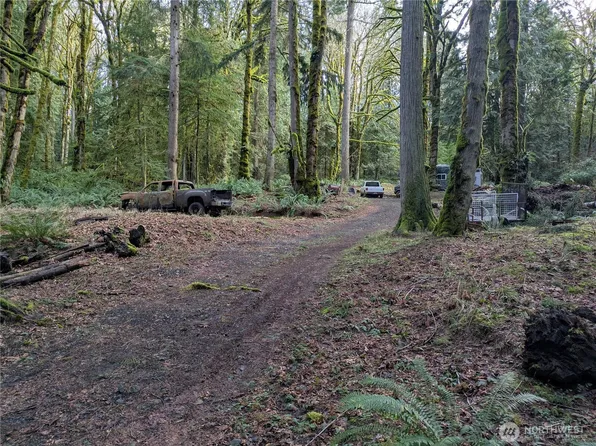 4131 Sunset Beach Drive NW, Olympia, WA 98502