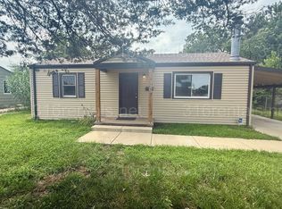325 N Nelson Ave, Haysville, KS 67060