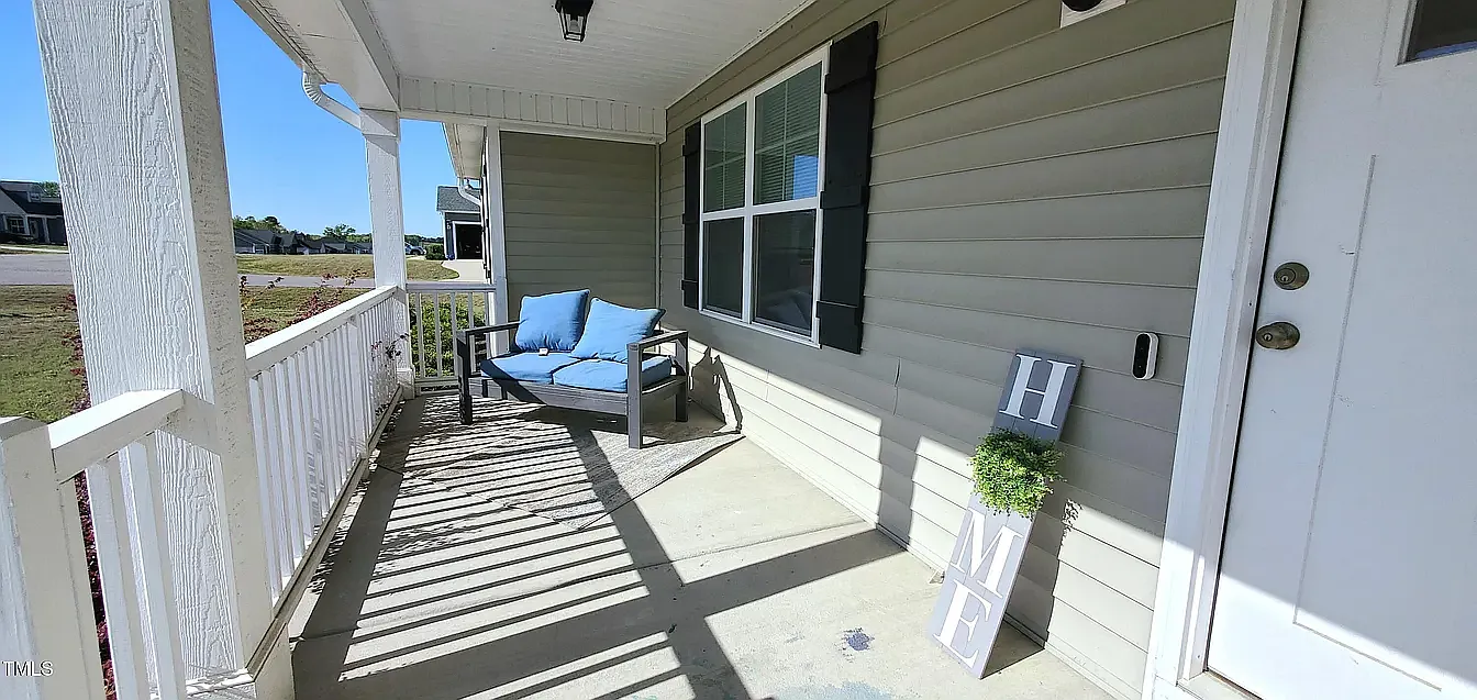 3 bed, 1585 sqft, $1,900 — Photo 3