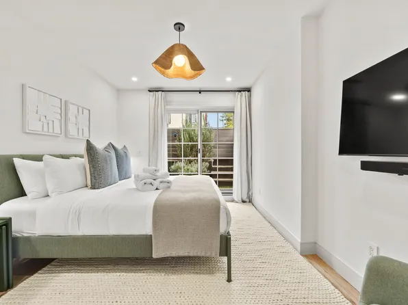 89 South Fourth Street image 22 of 28