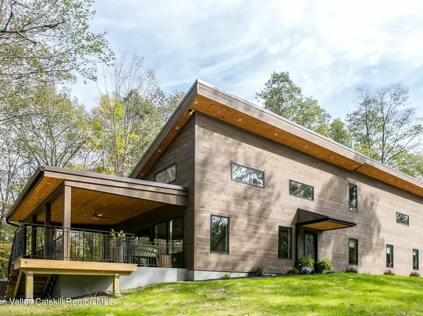 825 Berme Road, High Falls, NY 12440