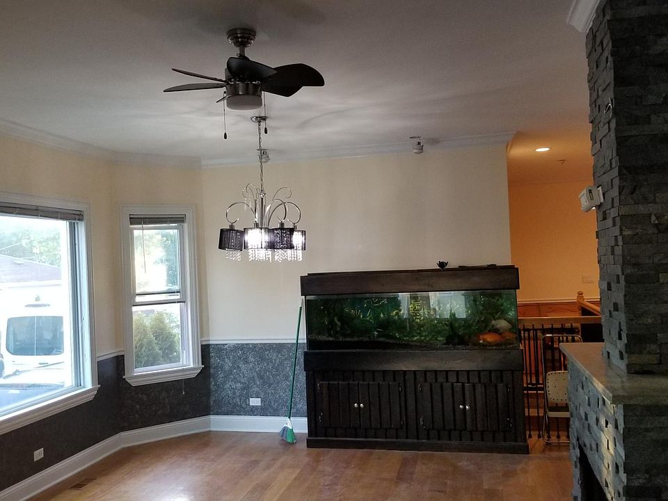 1st image of 3428 N Neenah Ave #1