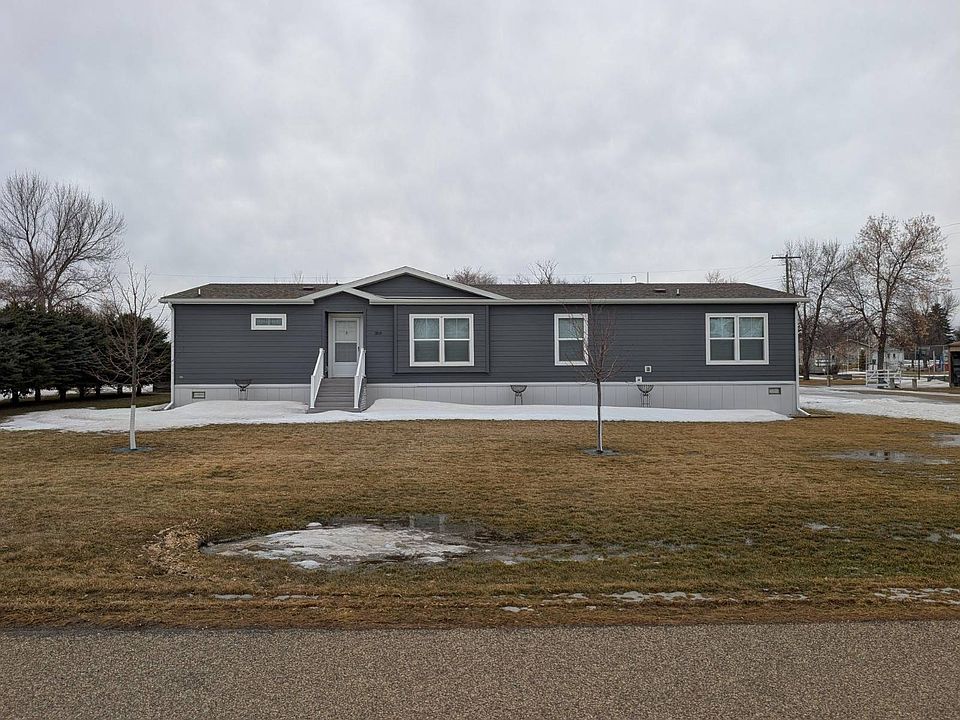 1st image of 309 1st St E