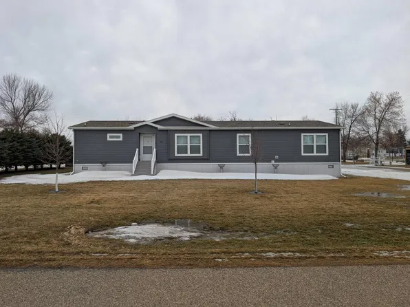 309 1st St E, Anamoose, ND 58710