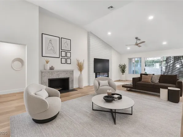8537 Glenmount Dr, Las Vegas, NV 89134