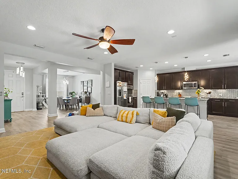 12647 Julington Oaks Dr — Photo 9