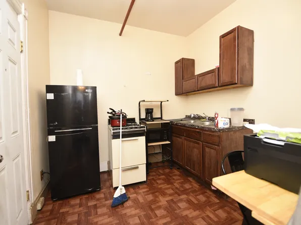 409 East 139th Street image 11 of 21