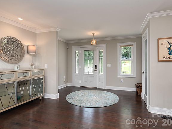 4th image of 7144 Lynbrook Creek Rd