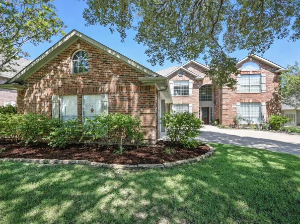 913 Hills Creek Dr, McKinney, TX 75072