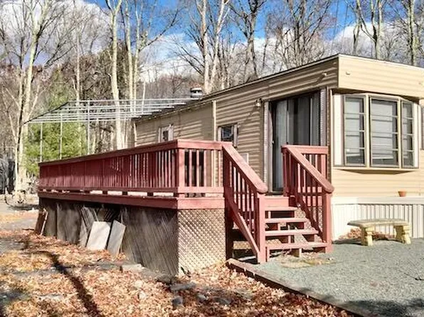 145 Deer Run, Milford, PA 18337