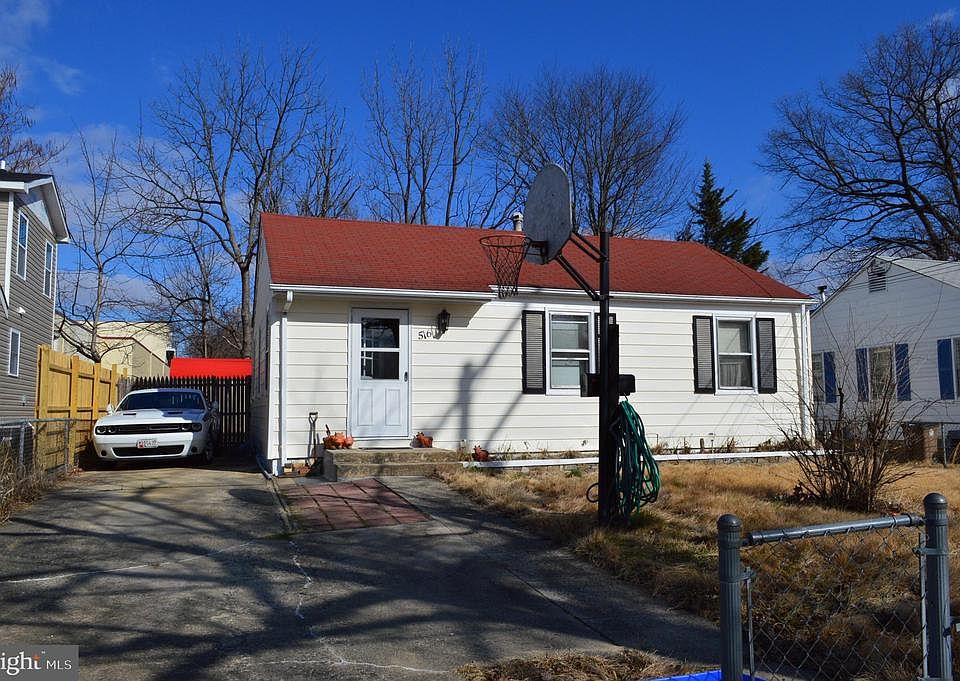 1st image of 516 Lincoln St