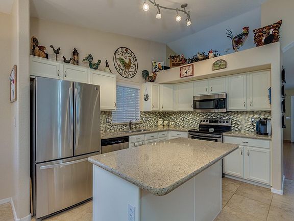 4th image of 1672 W Browning Way