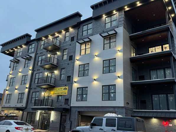 704 Pennsylvania Ave #306