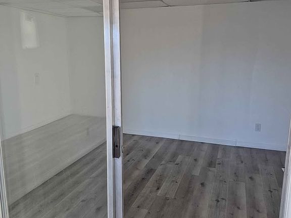 5th image of 3290 Main St #3290