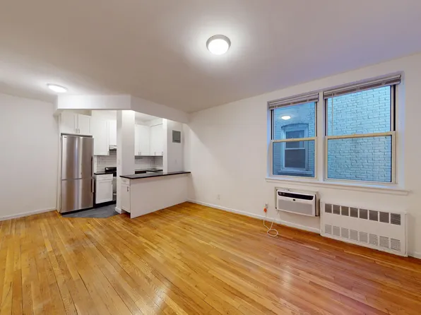 1483 First Avenue image 1 of 9