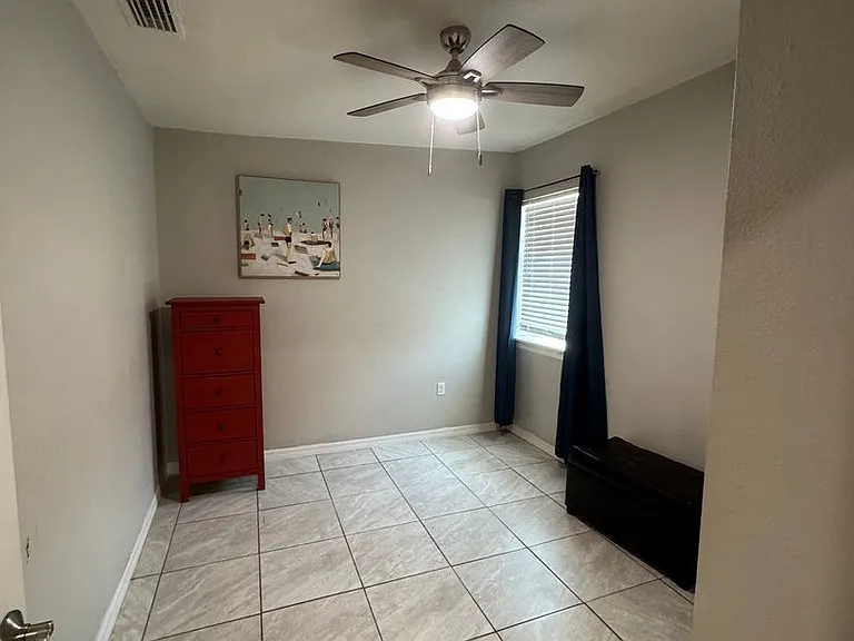 1002 Brothers Ave #101 — Photo 10