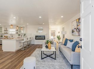 218 Edinburgh Ave, Monterey, CA 93940