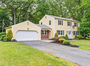 62 Knollwood Dr, Longmeadow, MA 01106