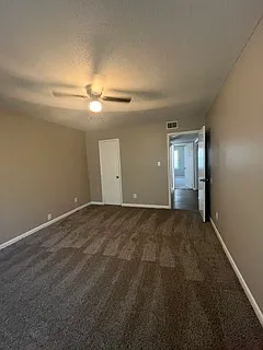 1609 Glenn St SW #A — Photo 5
