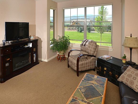 5th image of 998 Montgomerie Cir