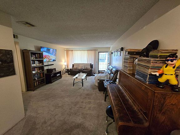 5th image of 25564 Sharp Dr APT F