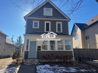 586 Edmund Ave FLOOR 1, Saint Paul, MN 55103