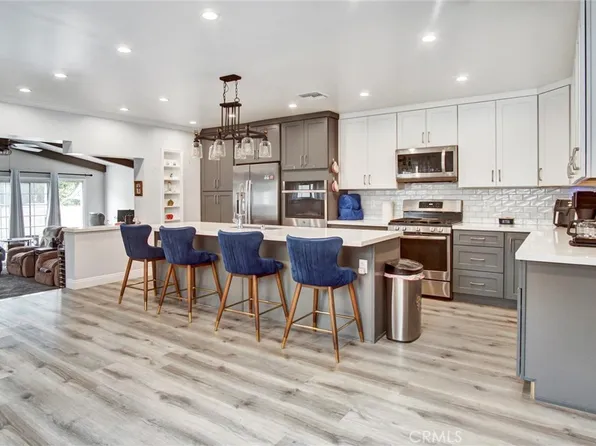 540 N Lazard St, San Fernando, CA 91340