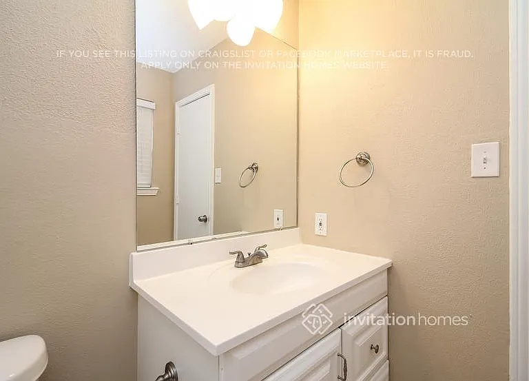 2704 N Bell Ave — Photo 20