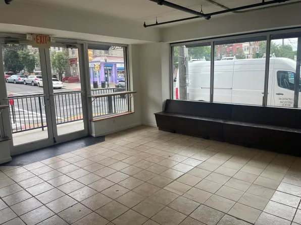 4301 Park Avenue Park Avenue image 4 of 12